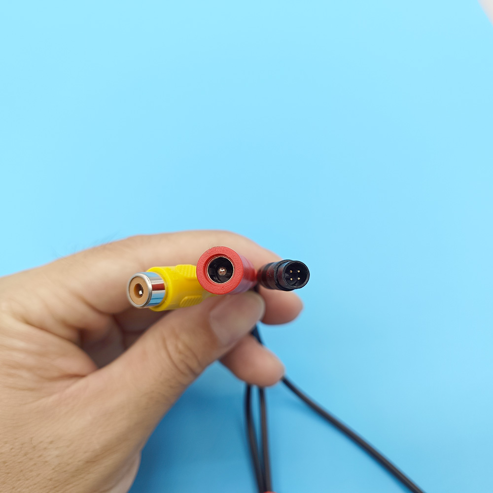 Car Cable 4 Pin Male to RCA Vi - Pi Camera Cable recension och pris